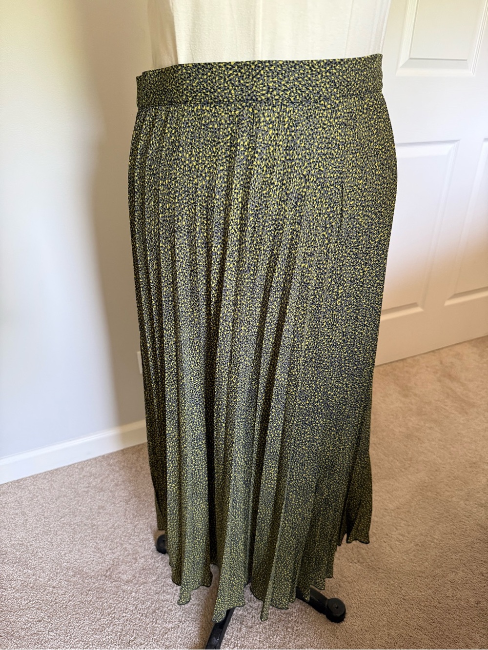 ZARA Green/Gray/Black Skirt